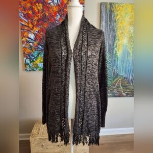 Knox Rose Gray Cable Knit Shrug